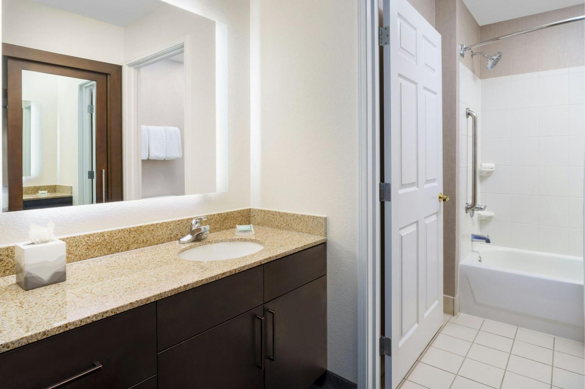 Residence Inn By Marriott Las Vegas Stadium Area Eksteriør bilde